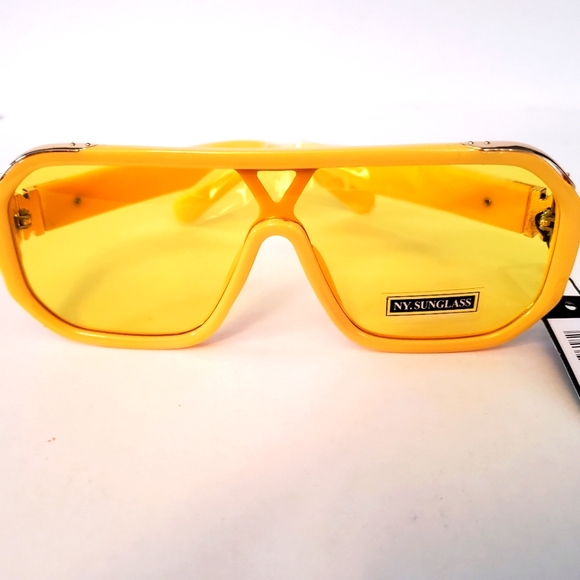 NY Sunglasses - Picture 1 of 7